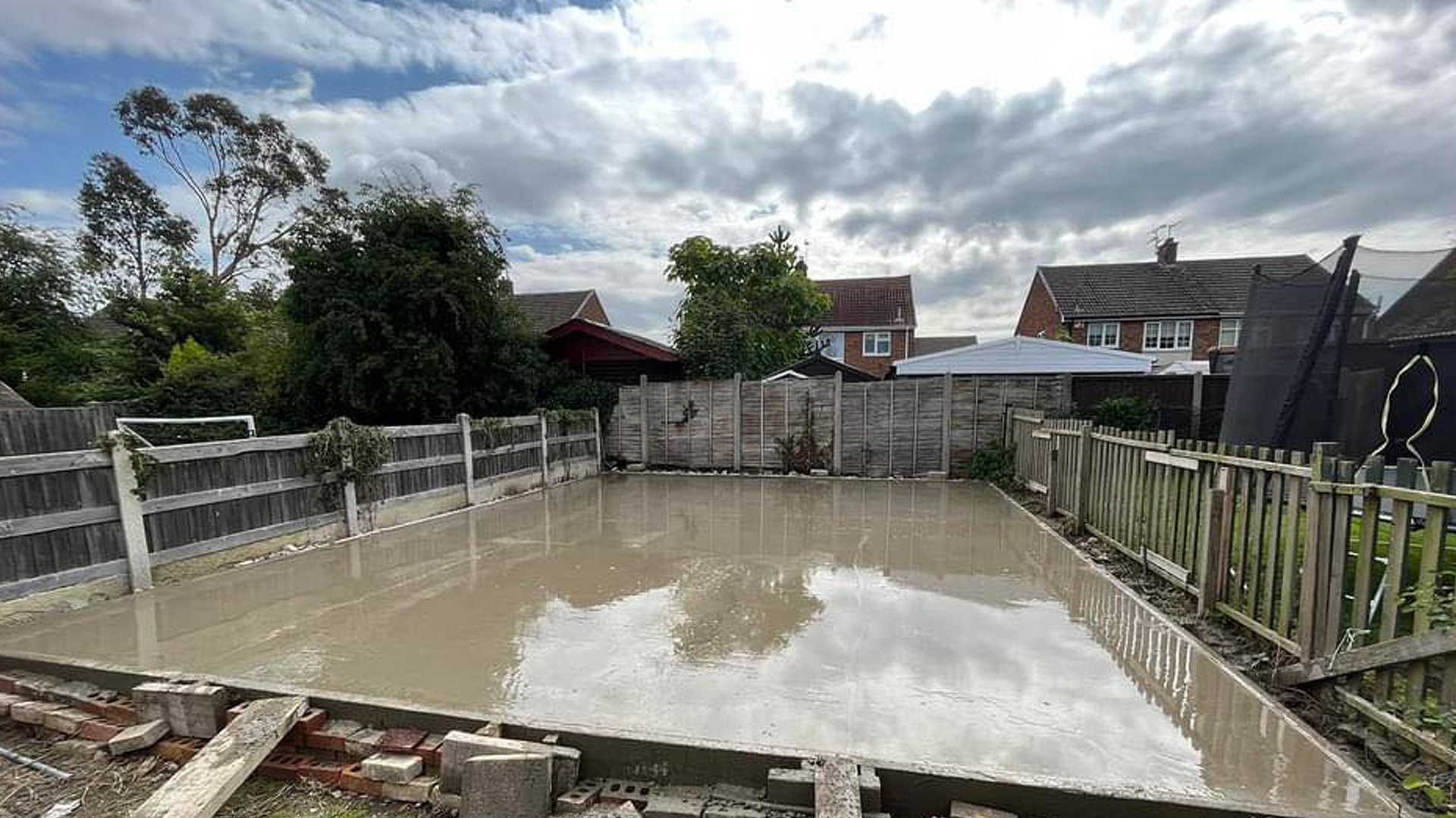 Get in touch with Doncaster’s trusted concrete specialists today! - Isle Mix It