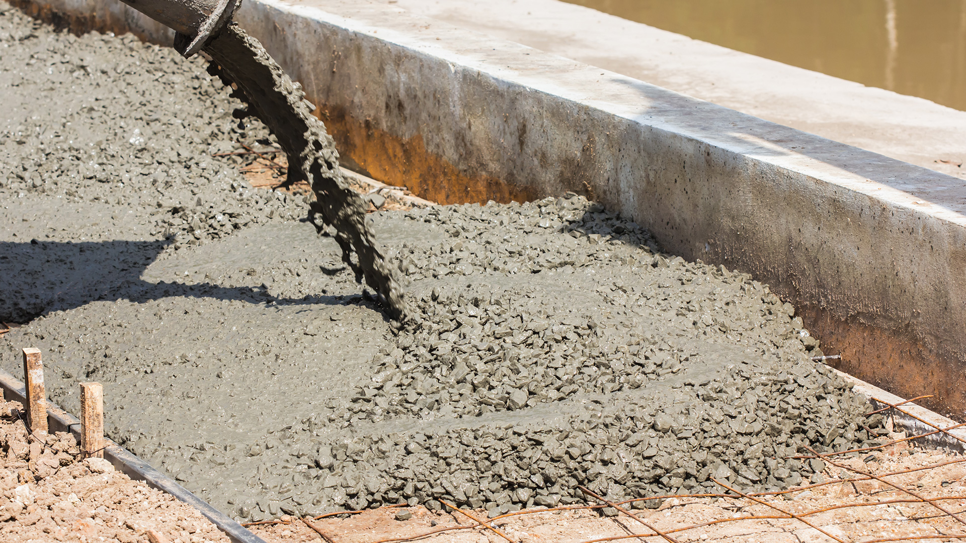 Get in touch with Doncaster’s trusted concrete specialists today! - Isle Mix It